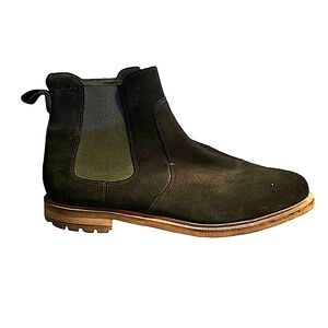 Clark’s Mens Suede Chelsea Boots in Black with Brown Soles